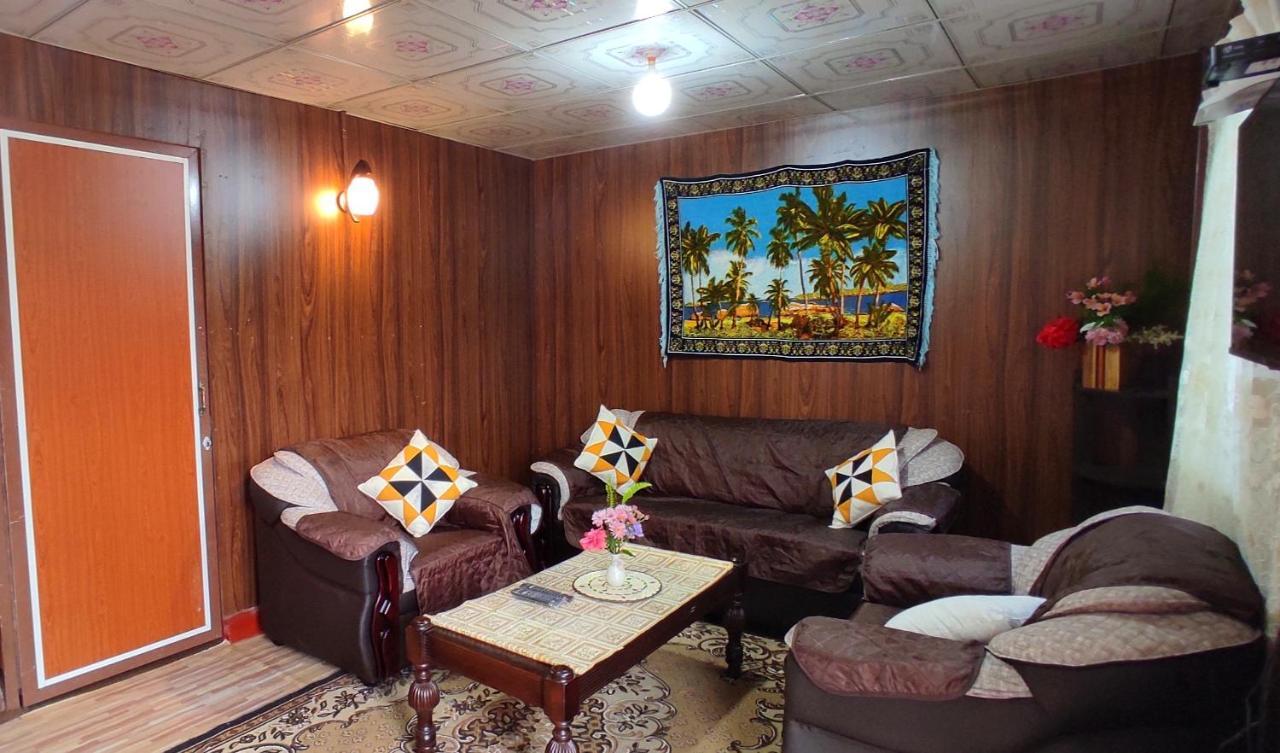 Townside Lodge ヌワラ・エリヤ エクステリア 写真